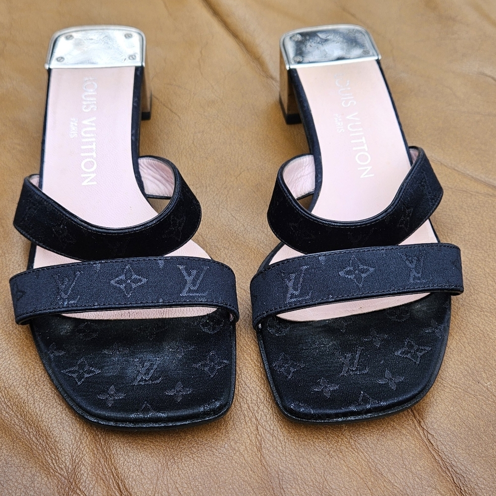 Women's Louis Vuitton Black Blended Fabric Leather Sandals Heels Size 4 US - Picture 11 of 16